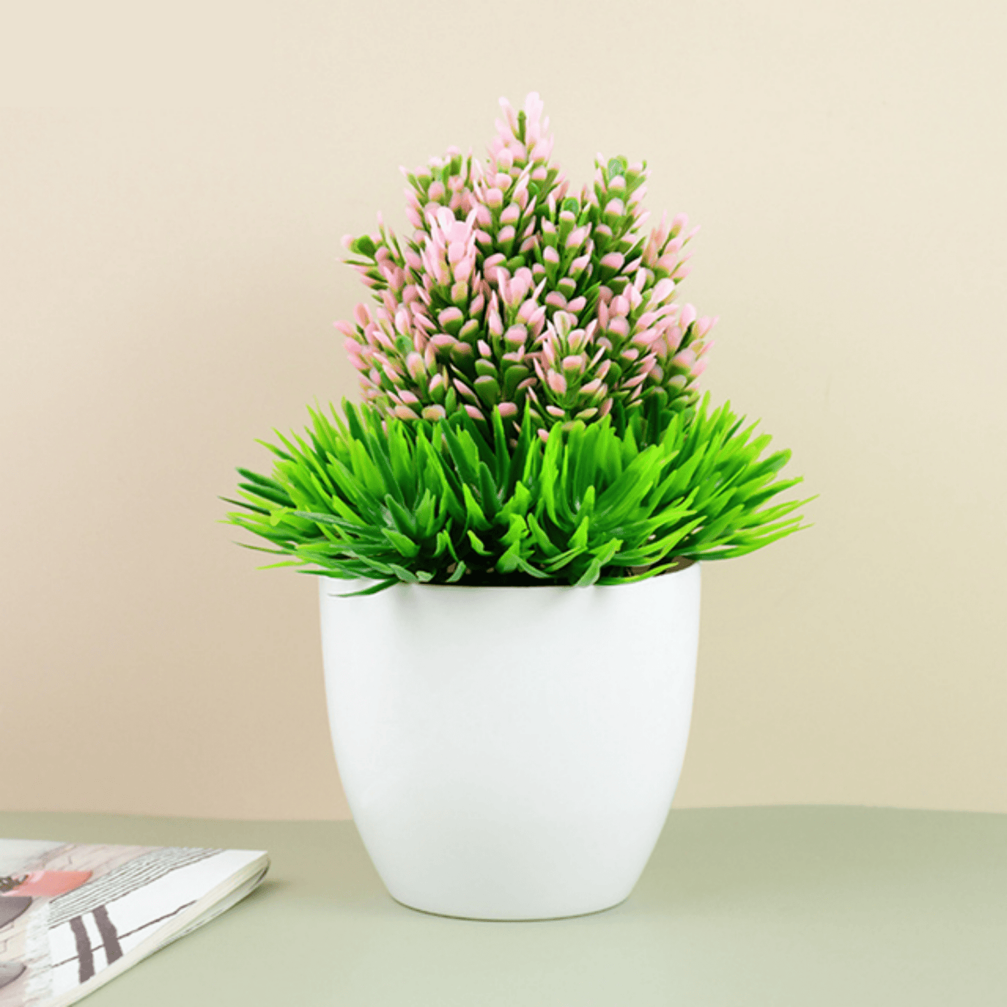 Kunststoffpflanze in hochwertiger Vase